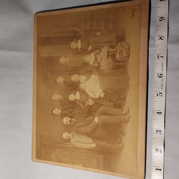 Antique Family Style Photo Cabinet Card Photos - Picture 4 of 7
